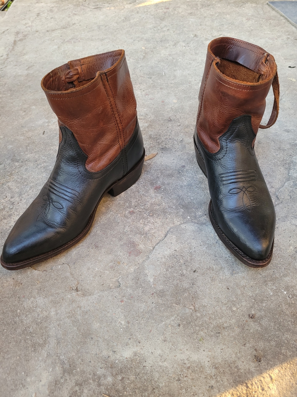 Frye Western Boots Leather Brown Black Ankle Boots - Made in Mexico Vintage